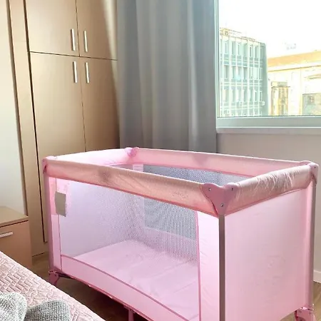 Centre Zara For 6 Guests On Main Street Apartment